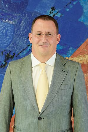 Foto von Florian Daubenmerkl, dem Health Safety Environment (HSE) Director der BAUER Group