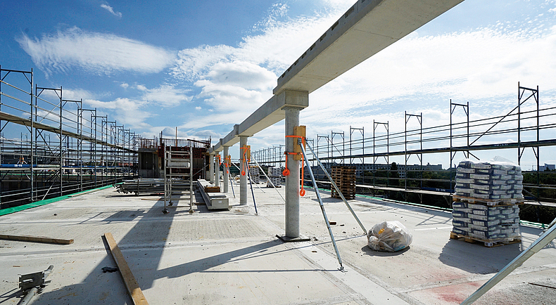 Stahlbetonkonstruktion als Auflager für die Holz-Hybrid-Deckenplatten