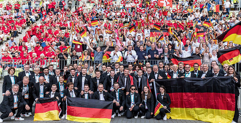 Die Deutsche Berufe-Nationalmannschaft hat bei den EuroSkills 2023 in Danzig das historische Ergebnis von insgesamt 23 Medaillen eingeholt – darunter fünf Europameistertitel. EuroSkills 2023