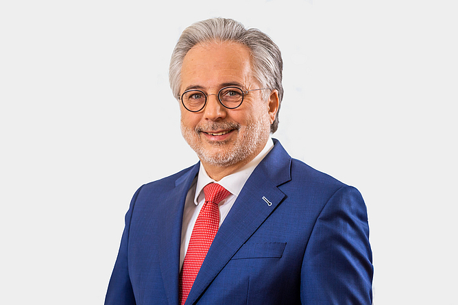 Hansjörg Schmidt-Kraepelin, Hauptgeschäftsführer der BG BAU
