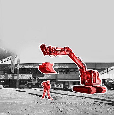 Fallende Schnellwechseleinrichtung Bagger verliert Schaufel, die auf einen Beschäftigten zu stürzen droht.