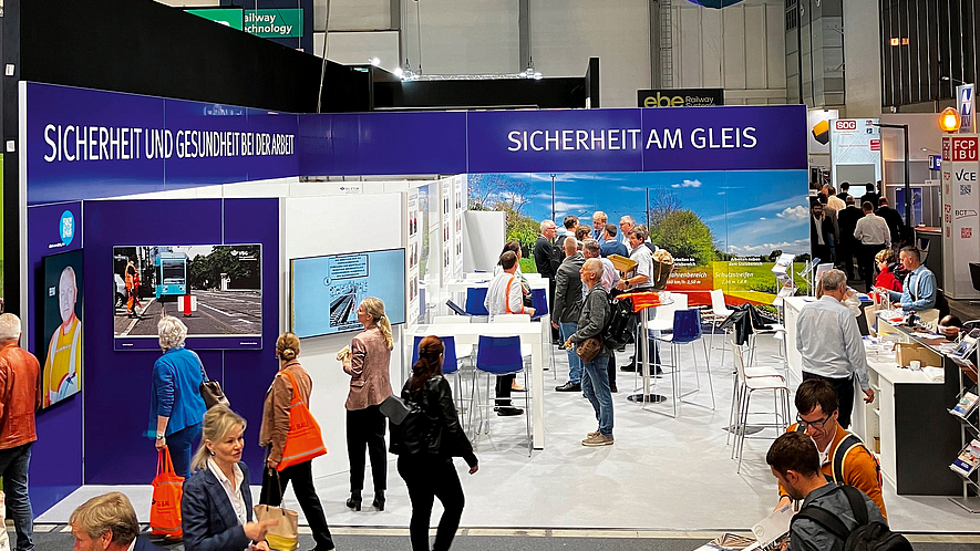 BG BAU-Messestand auf der InnoTrans 2024.