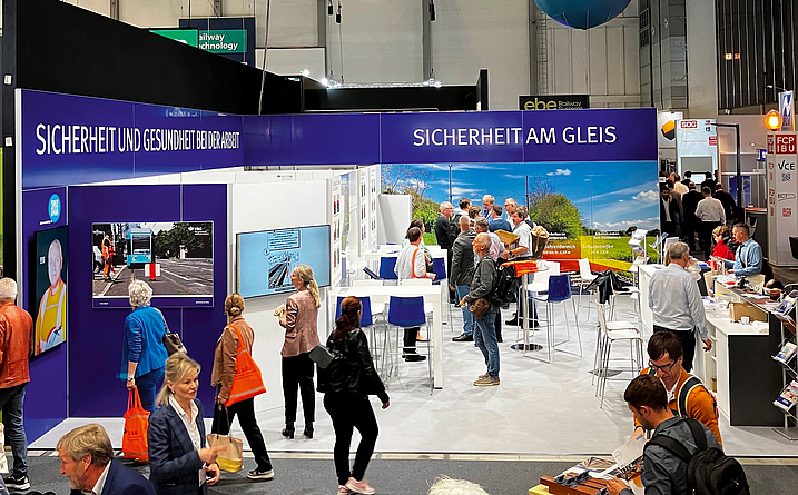BG BAU-Messestand auf der InnoTrans 2024.