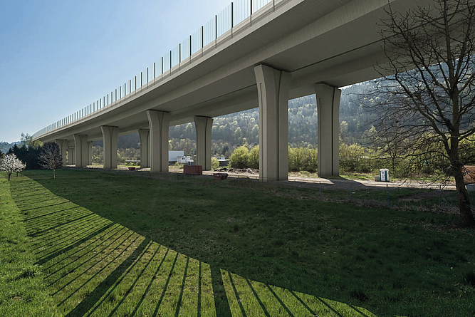 Computergeneriertes Bild der neuen Talbrücke Sechshelden