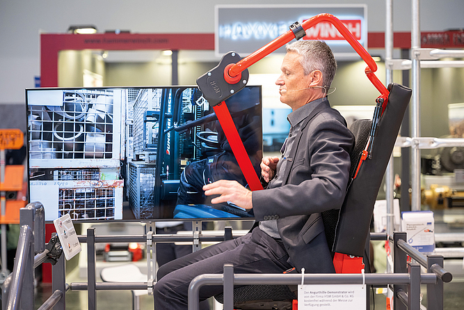 Eine Vorführung auf dem BG BAU-Messestand der Bauma 2022.