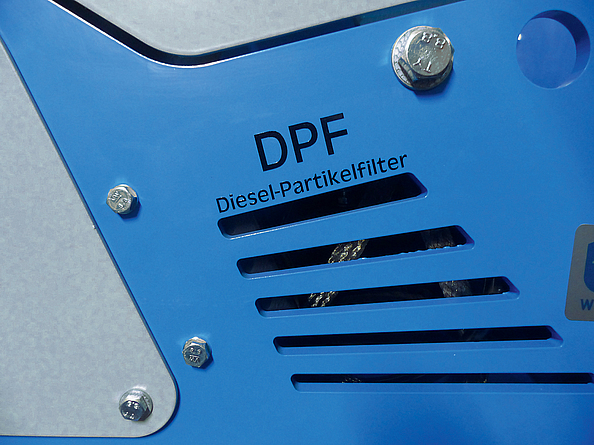 Zoombild auf den Aufkleber DPF Diesel-Partikelfilter.