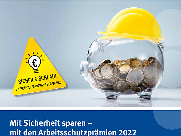 Vorschaubild für den Prämienkatalog 2022: Ein transparentes und mit Euro-Münzen gefülltes Sparschwein trägt einen gelben Helm.